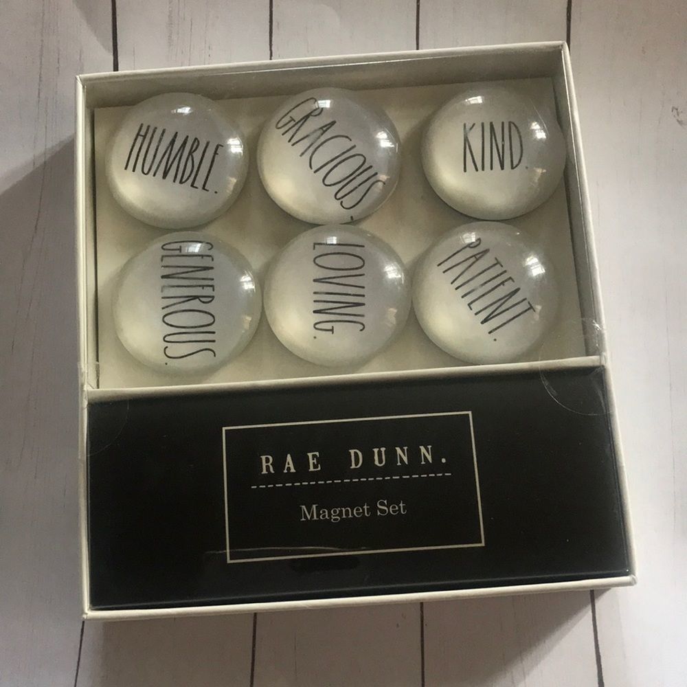 RAE DUNN MAGNET SET-BRAND NEW IN BOX!